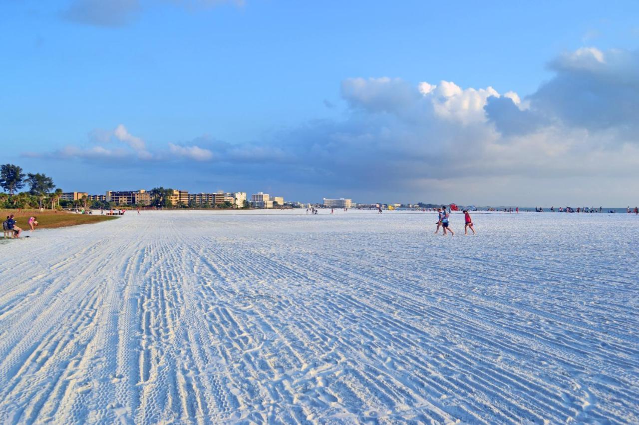 - Bari 665 #2 * Siesta Key
