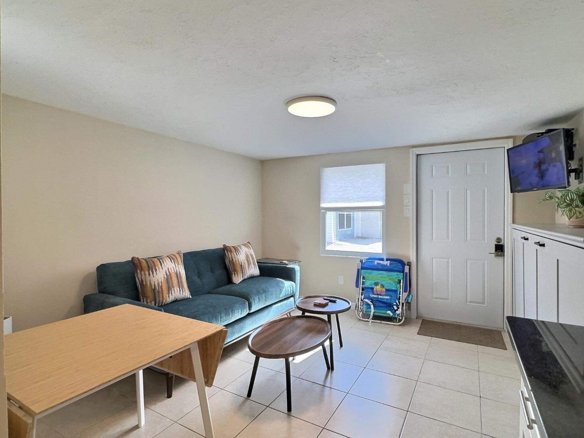 - Bari 665 #2 Apartment Siesta Key